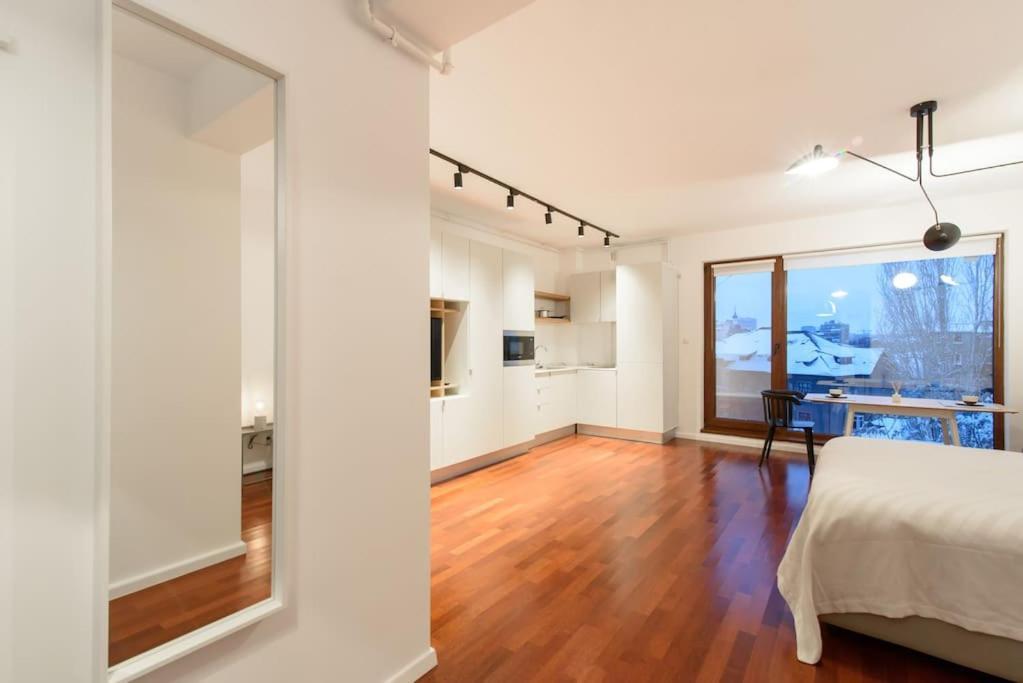 Bianco 19 - Central Studio Universitate - Old Town Букурещ Екстериор снимка